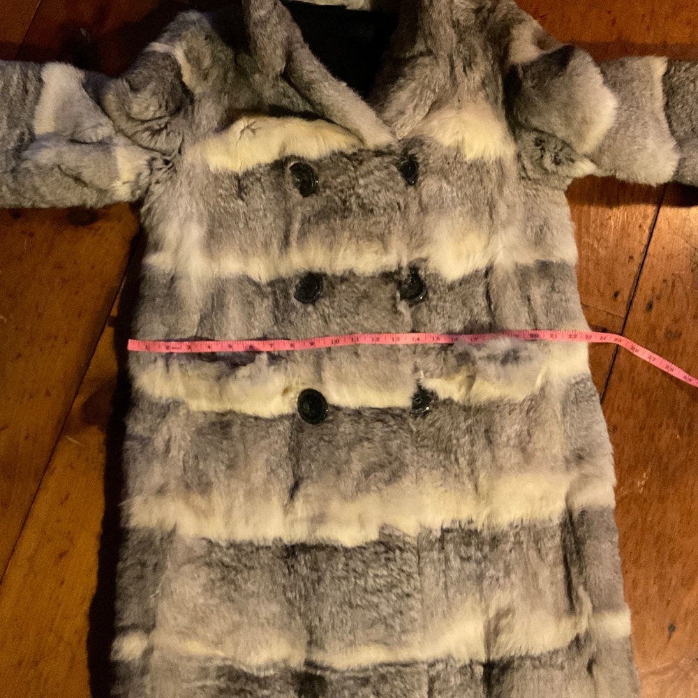 Vintage 1950โs Rabbit Fur Coat - Picture 11 of 13